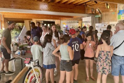 Agrandir l'image 12 sur 14, fenêtre modale